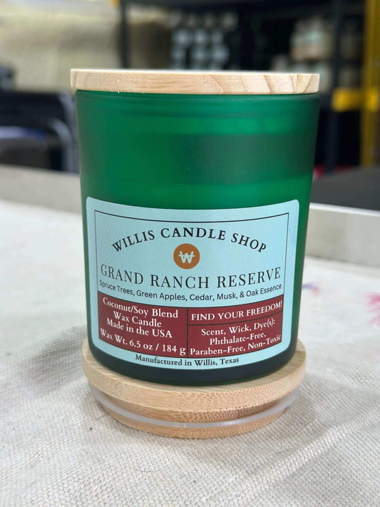 Wood wick candle in green frosted candle option at Willis Candle Shop.