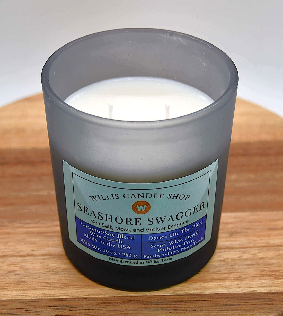Double wick candle with white wax and Seashore Swagger Fragrant candle option.