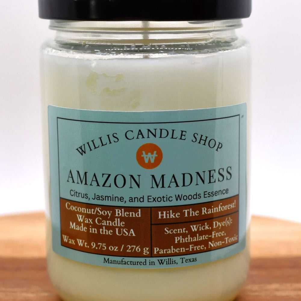 White coconut and soy 25/75 blended candle with Citrus, Jasmine, and exotic woods essence.