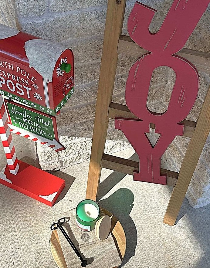 10 oz Green Frosted Glass Candle | Scented Candle | Wood Wick Candle